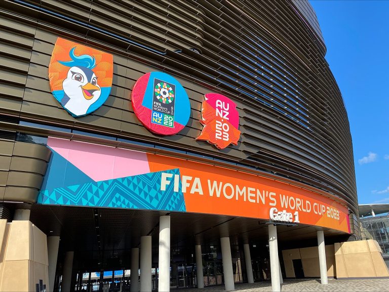 Fyldt fodboldstadion